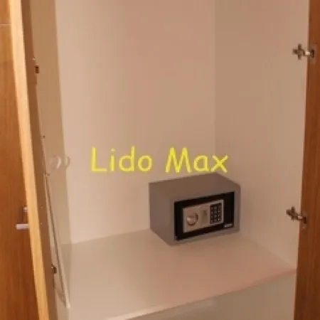 Lido Max - Mono2